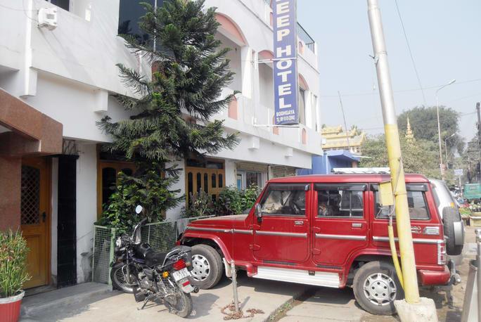 Deep Hotel Bodh Gaya Exteriör bild